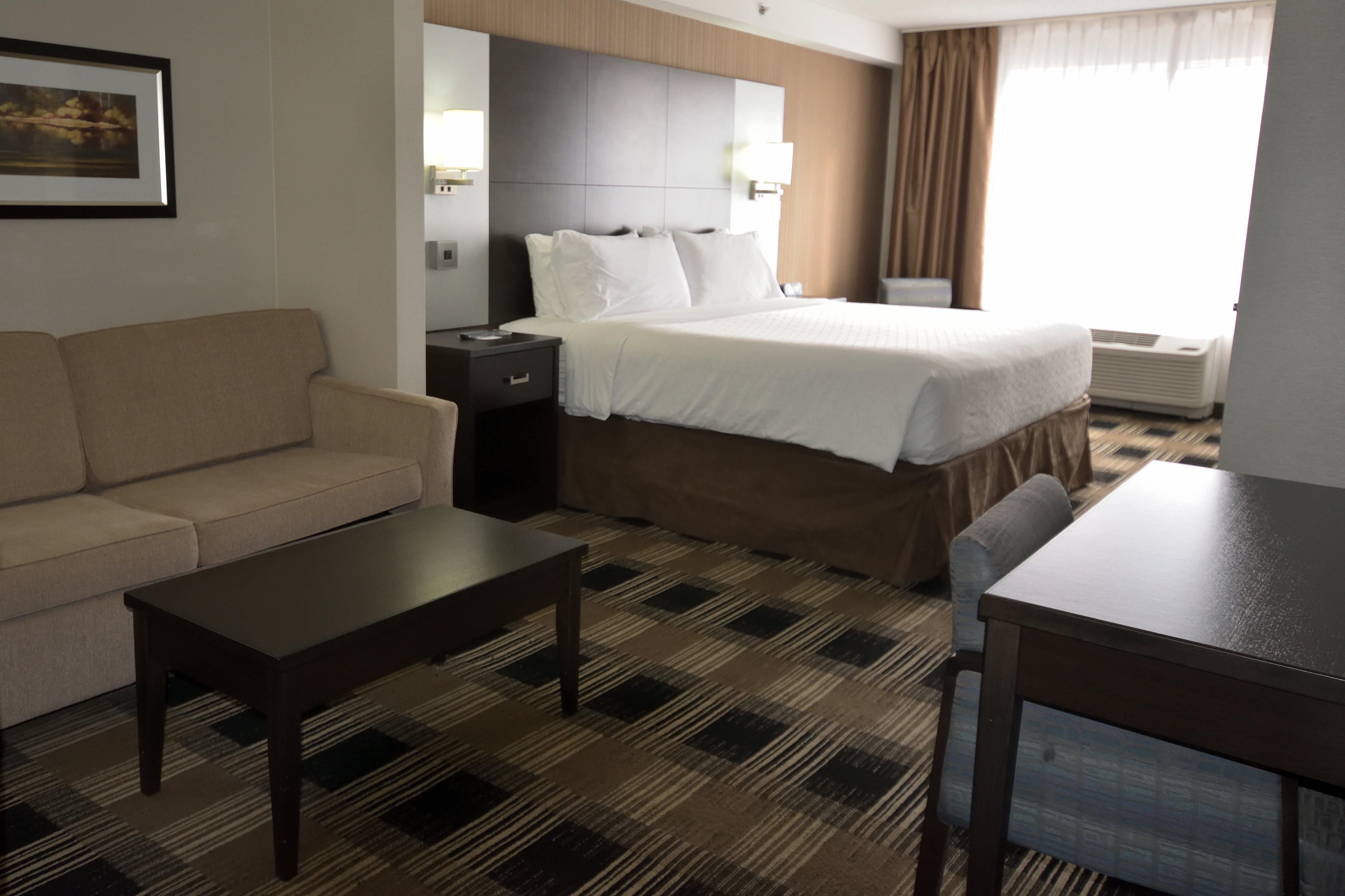Holiday Inn Express & Suites Ottawa East-Orleans By Ihg Exterior foto